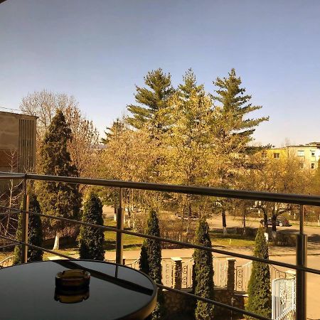 Hotel Gorunul Hunedoara Bagian luar foto