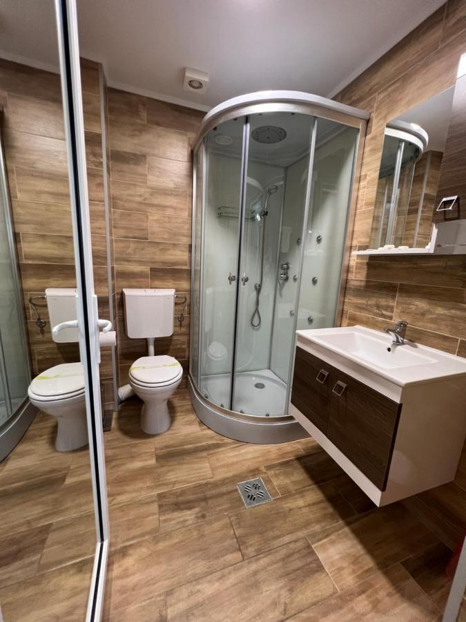 Hotel Gorunul Hunedoara Bagian luar foto