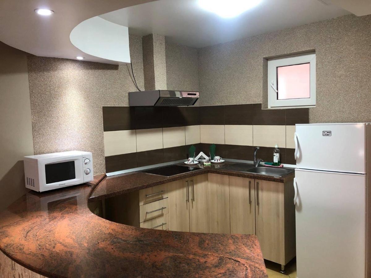 Hotel Gorunul Hunedoara Bagian luar foto
